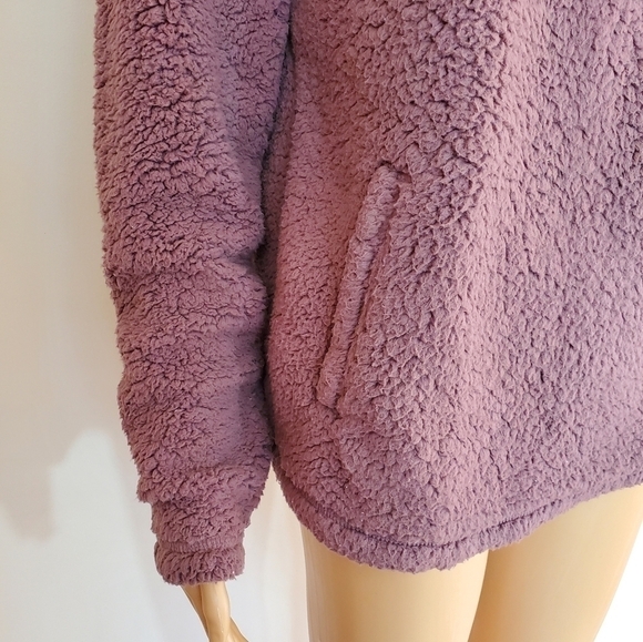 Abercrombie & fitch long sleeve sweatshirt Size M - Picture 13 of 13